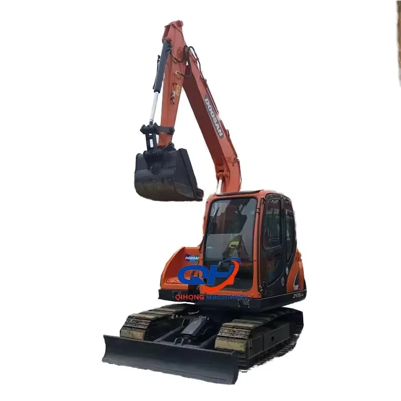 Б/у Doosan Dx75 хорошее состояние и низкая заводская цена имеет стабильную производительность для продажи оригинальный двигатель 150 60 530lc 17