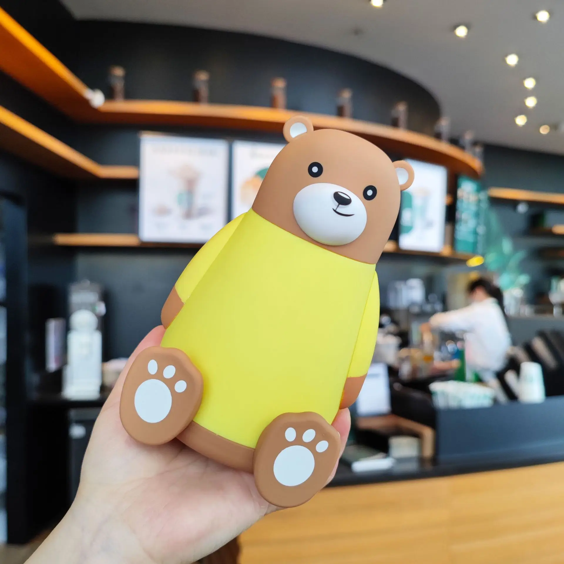 Hot sale 320ml cute glass 3D bear heat resistant colored glass water bottle