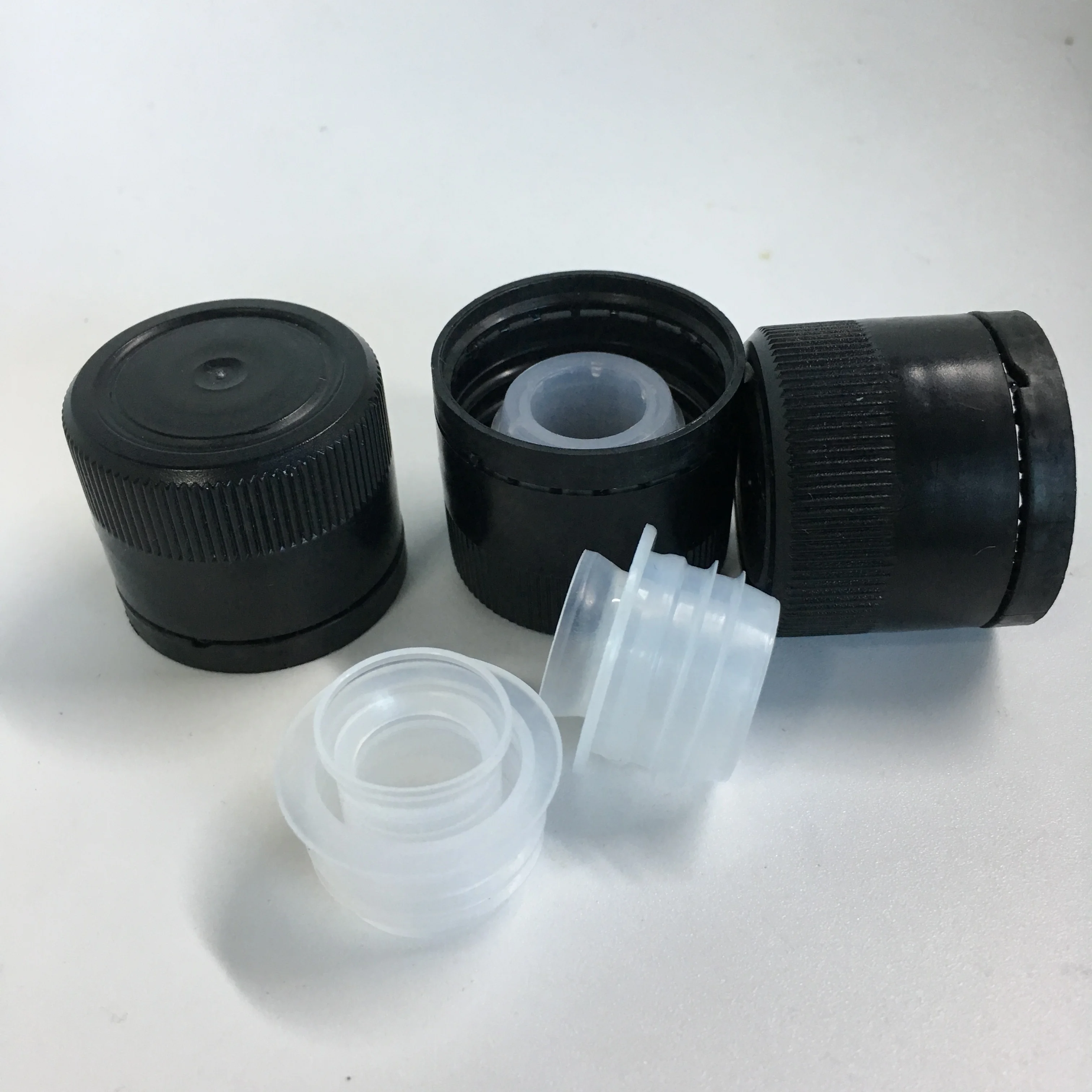 Gold Tamper evident plastic screw cap with internal pourer 31.5mm x 24mm