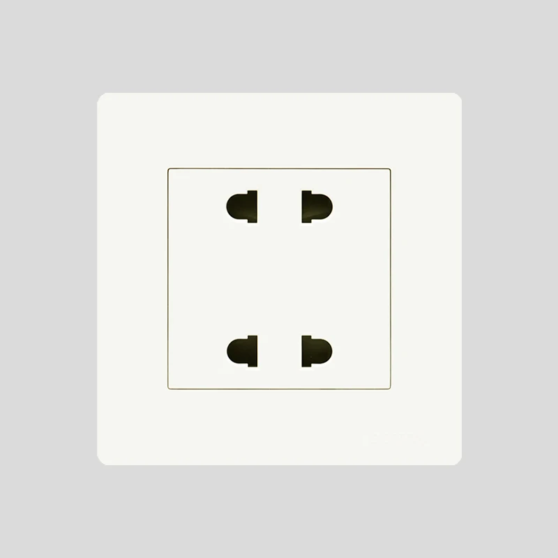 4 Pin Socket PC Material Panel Flush Type 10A 250V White Color Wall Switch Socket