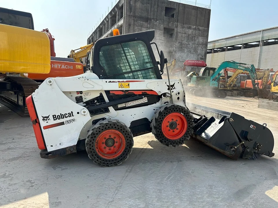 white mini loader Amerian Bobcat S150 4x4  used backhoe loader slip steer wheel loaders  with low price