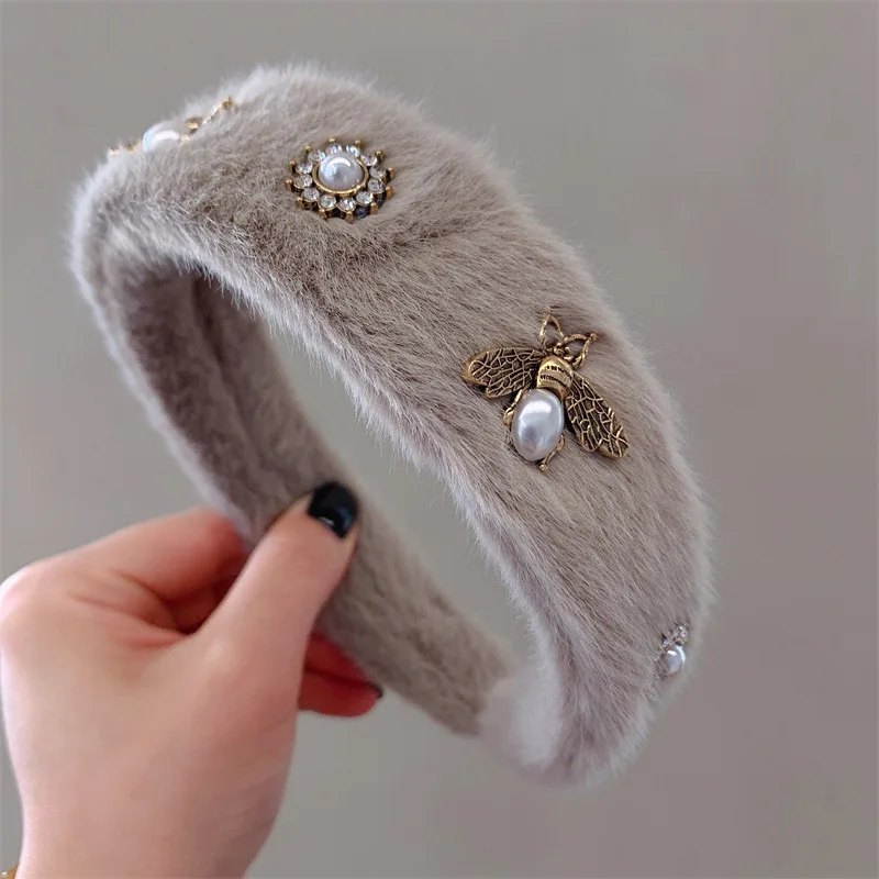 Designer Headband Fur Bee Headbands Women Hair Accessories Knot Headband Pearls Diamond Plush Wide Edge Hair Bands For Women