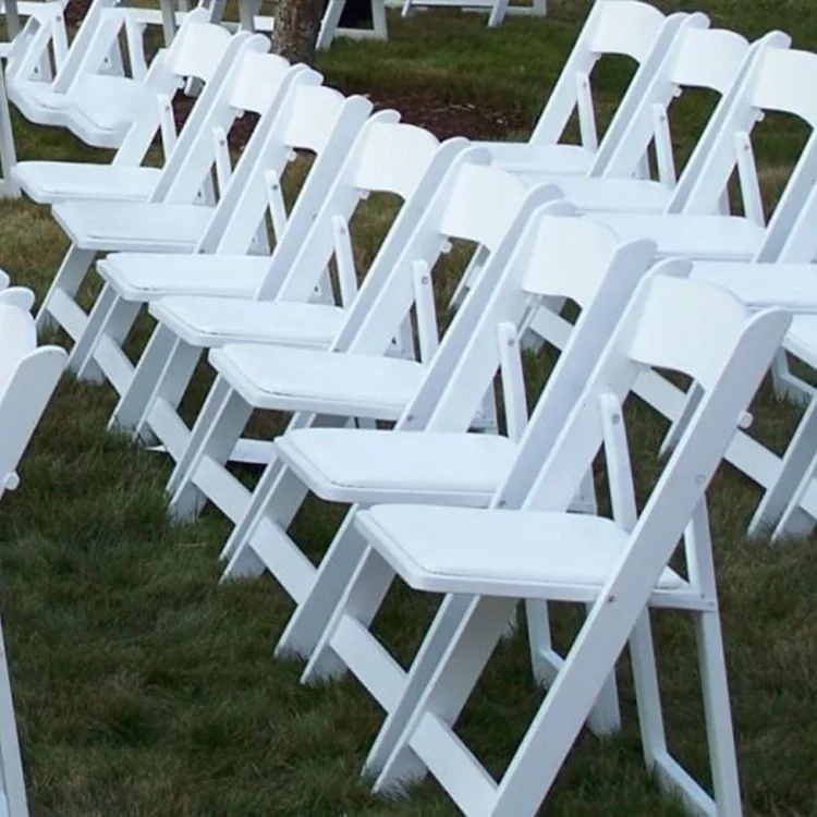 Wholesale Customization Mall Hall Garden Furniture Wedding Modern Outdoor Plastic Folding Chair For Event