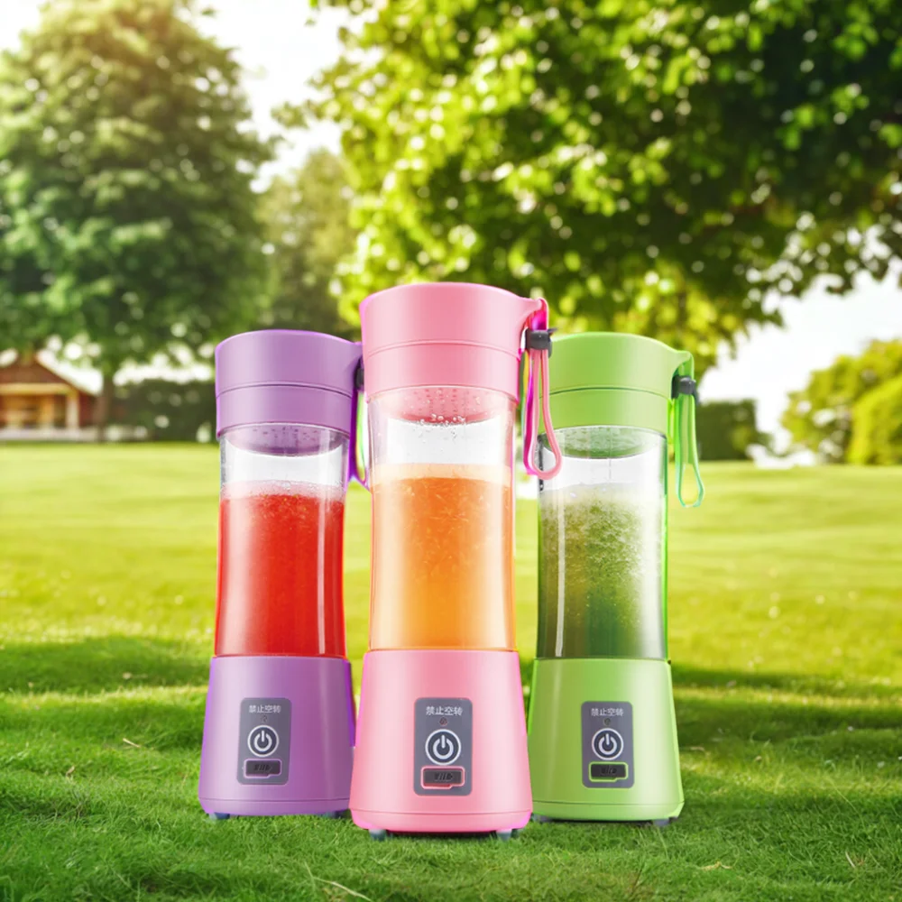 Wholesale Custom Portable USB Juicer Cup Stainless Steel Blade Glass Fruit Juicer Household Use Car Electric Solar