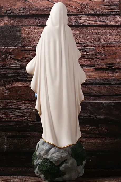 
European style art and crafts with catholic religious statues of virgin mary statue in resin and white 