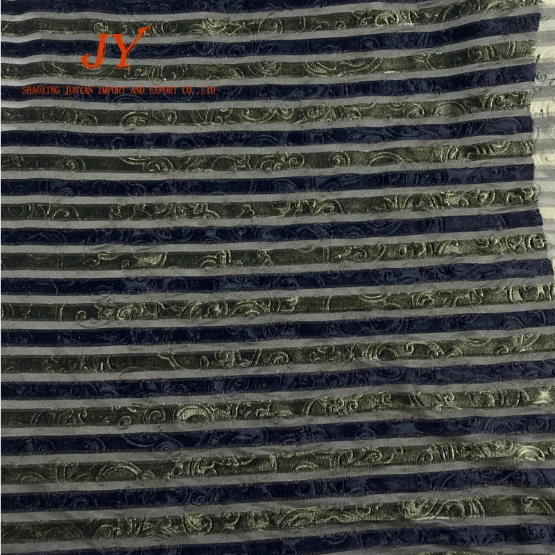 
free sample low moq super soft embossed velvet mink blanket polyester stripe fabric 