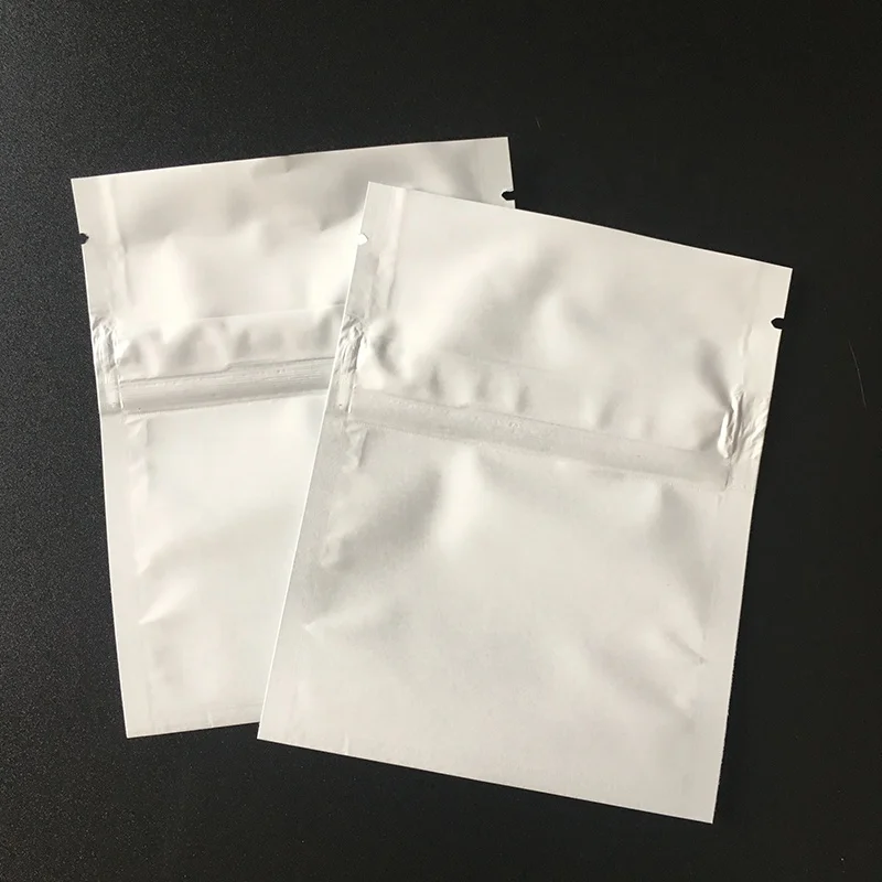 New arrival colorful 4 x 6 inches resealable smell proof mylar bags with tear notch