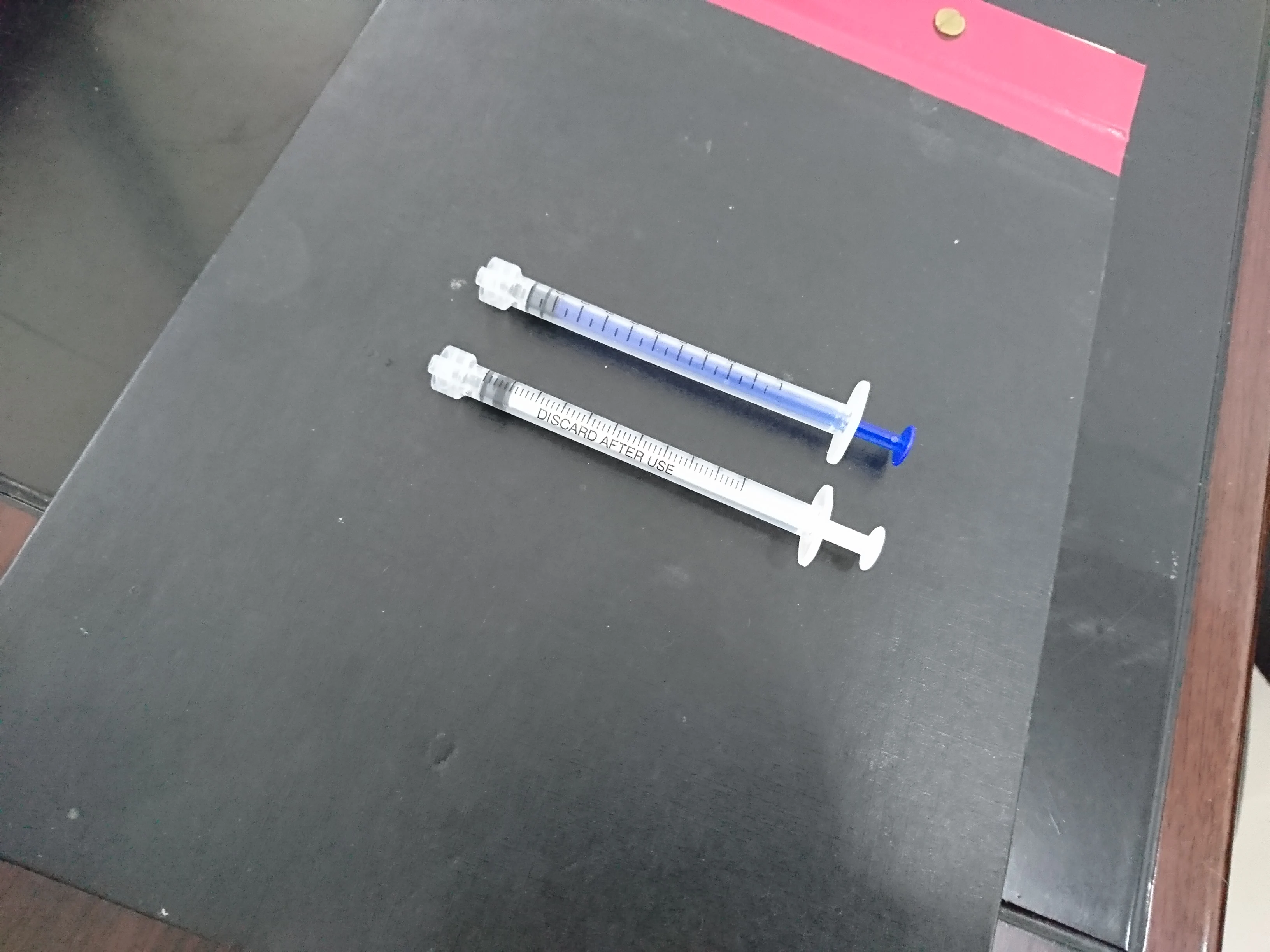 
Customizable Certificate 1ml Luer Slip and luer lock Disposable Vaccine Syringe 