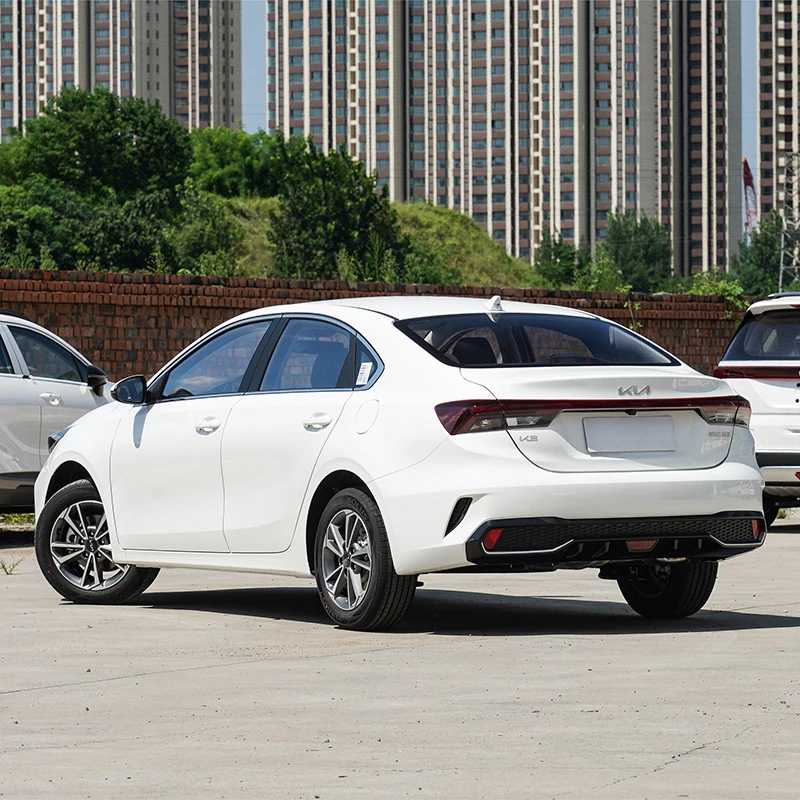 2023 K3 CVT gelbox 4-дверный 5-местный седан аксессуары для рулевого колеса из углеродного волокна с максимальной скоростью 180 км/ч