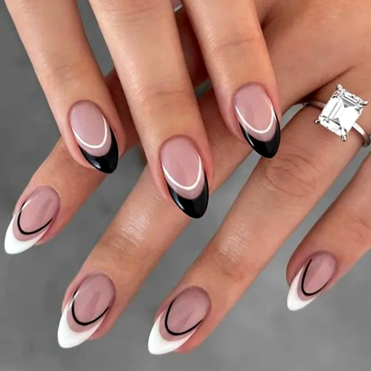Wholesale Cheap 24pcs Jelly Glue Press-On Foot Nails Hand-Painted Floral Press-On Nails Finger Nail