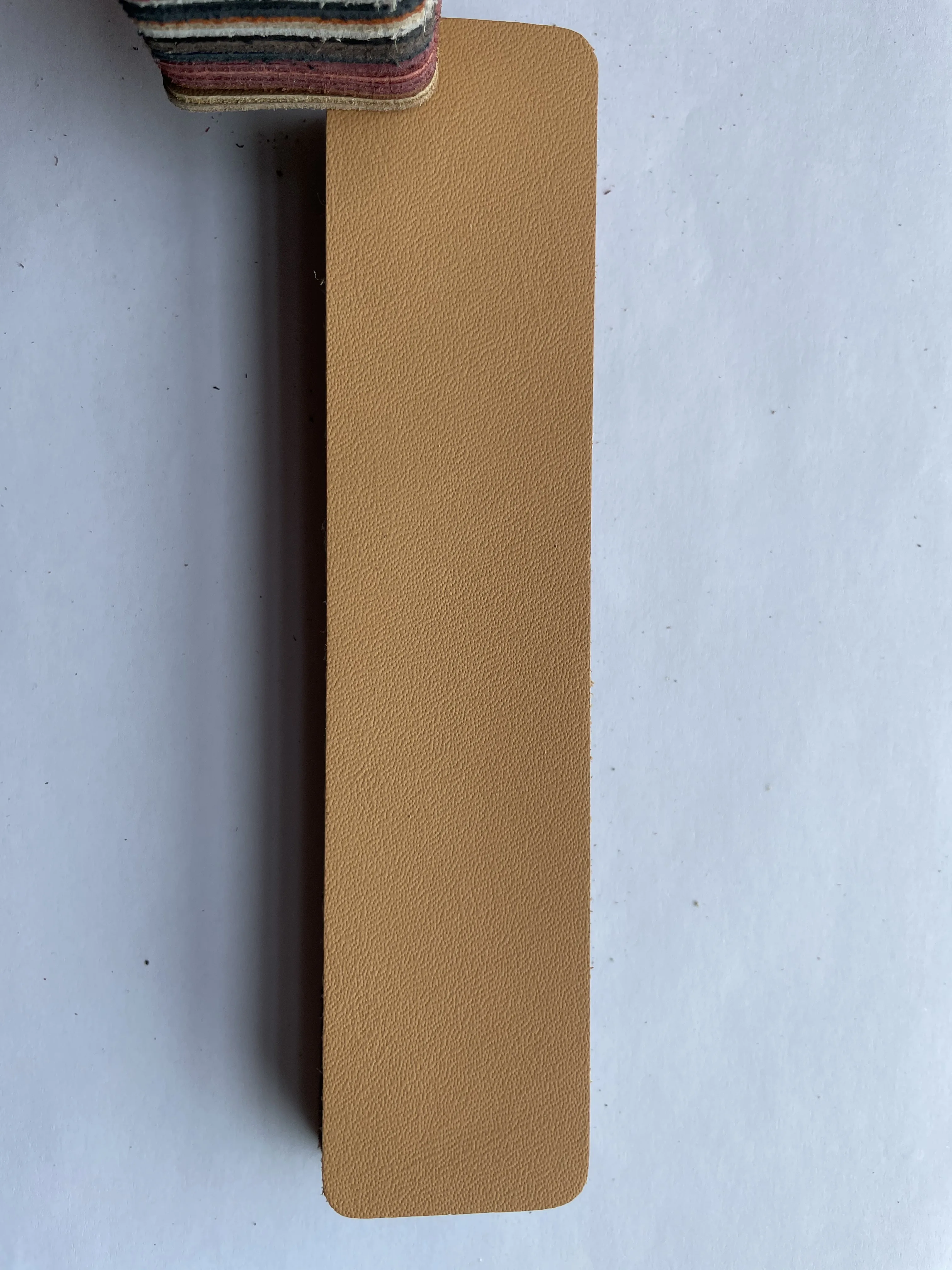 Plush Suede Leather Soft Touch Material Breathable Stain Resistant Napped Texture Genuine Leather for Garment Lining