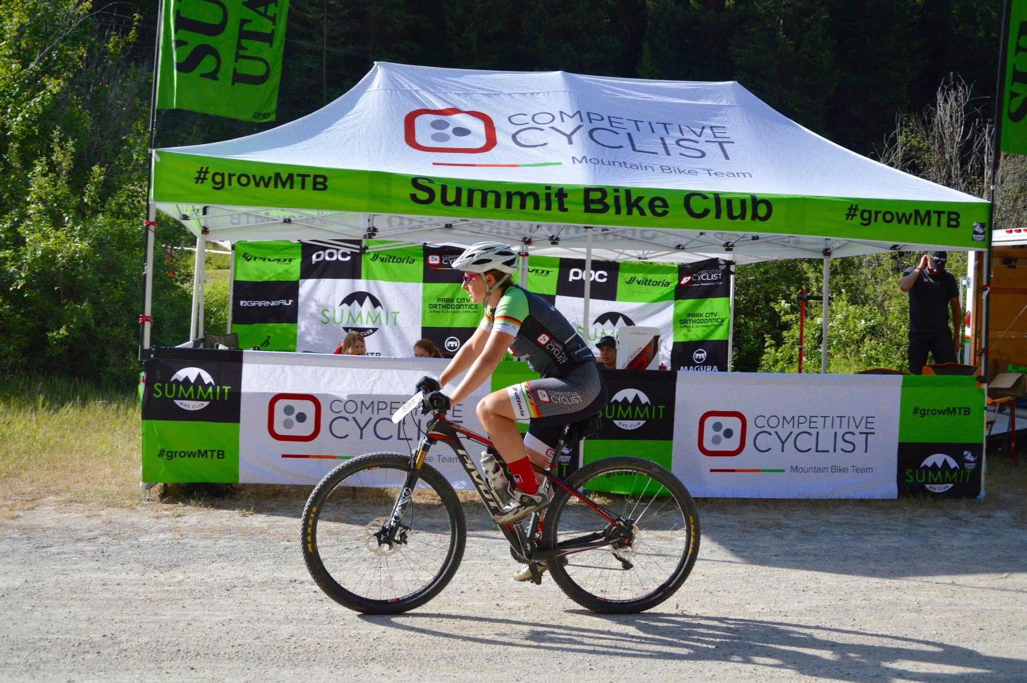 China Manufacturer 3x3 3x6 Custom Logo Canopy Trade Show Tent Gazebo Pop Up Aluminum Frame 10x20 10x10 Custom Print Canopy Tent