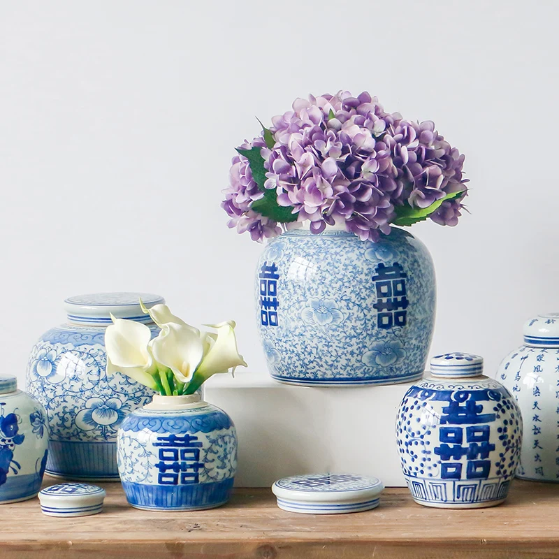 Antique porcelain double happiness storage jar Chinese Qing dynasty Blue And White Ceramic vase jar