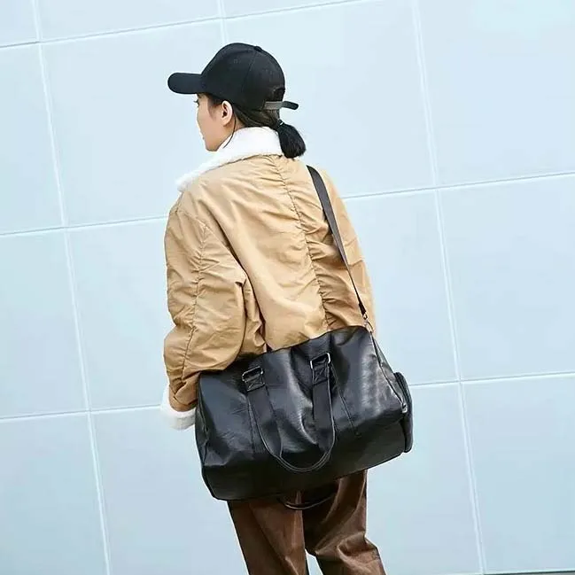 
wholesale duffel bag gym pu leather duffel toiletry traveling bag set for women 