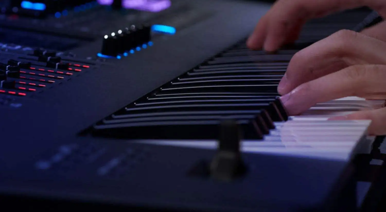 Китайский Оригинальный Новый синтезатор Roland Fantom-6 Fantom6 профессиональный