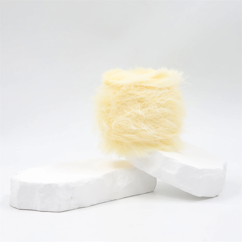 4cm Non-shedding Moisture-free Faux Mink Hair 100% Nylon Fancy Yarn