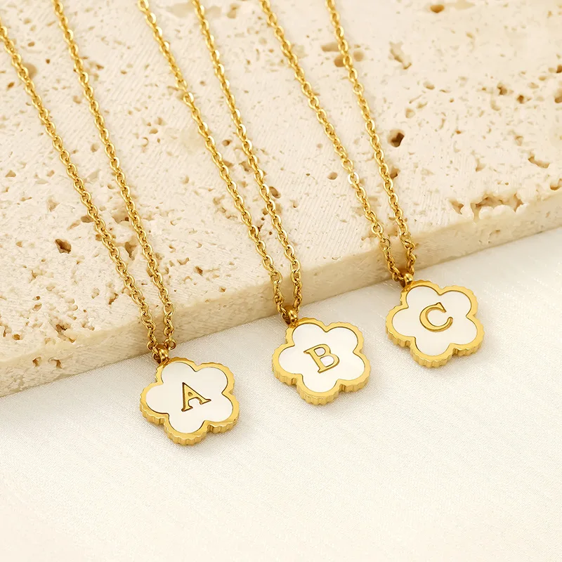 Initial Letters Alphabet Five Leaf Clover 18K Gold Plated Pendant Stainless Steel Fashion Jewelry Necklaces for Women Wholesale