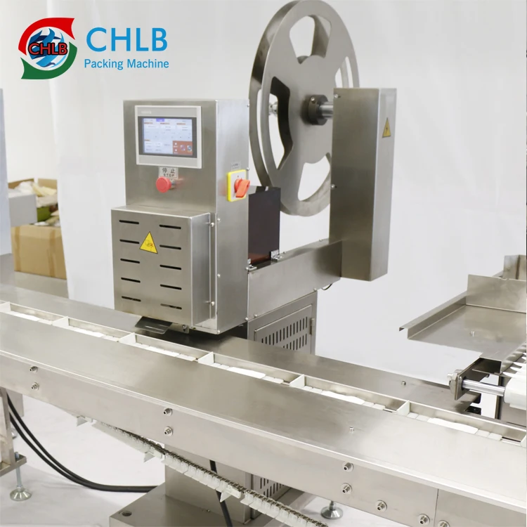 Automatic Plastic  spoons cutlery packaging machine for plastic spoon disposable spoon packaging machine equipment