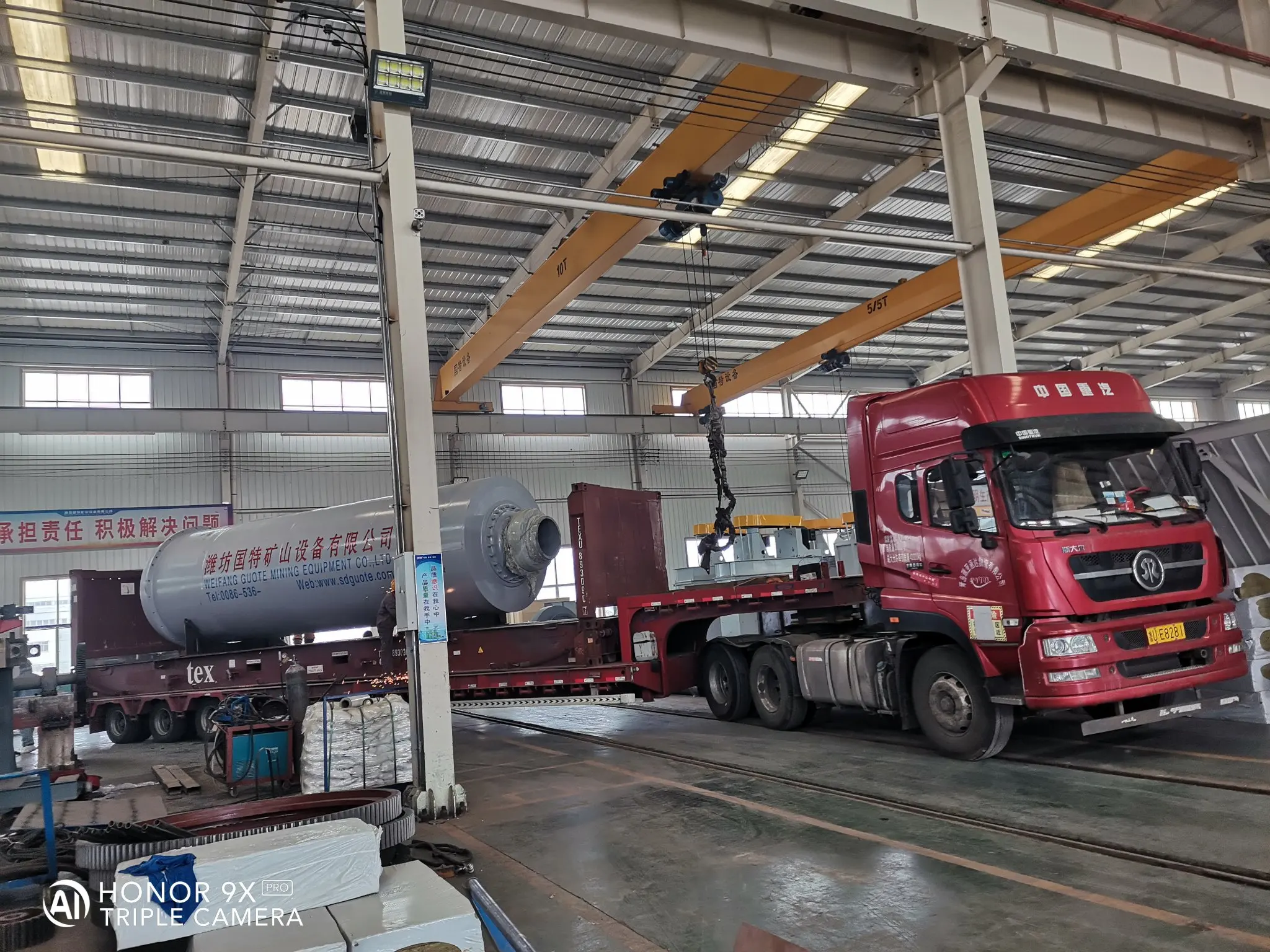 Quartz slab sand price processing line rotary ball mill with vibrating screen