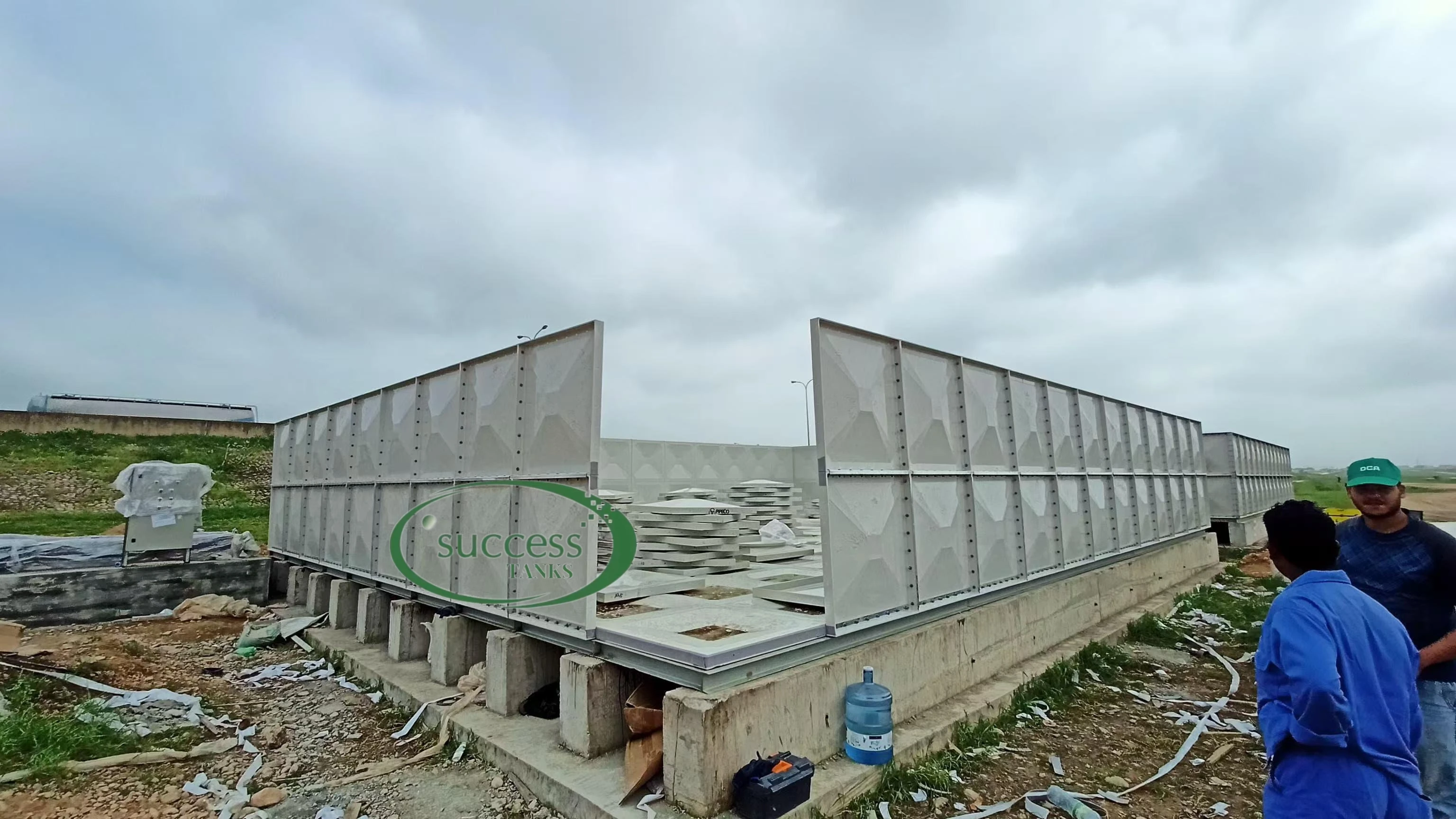 Square grp Premium customized size  frp water storage tank for drinking /cold water