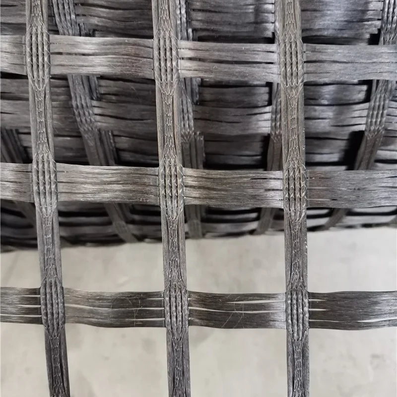 Asphalt grid fiberglass geogrid for road construction