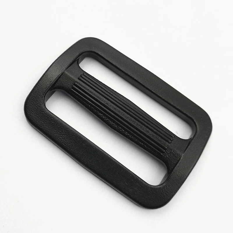 Черная пластиковая скользящая пряжка для ремня рюкзака и сумок регулируемая лямка слайдер черная трехскользящая кнопка