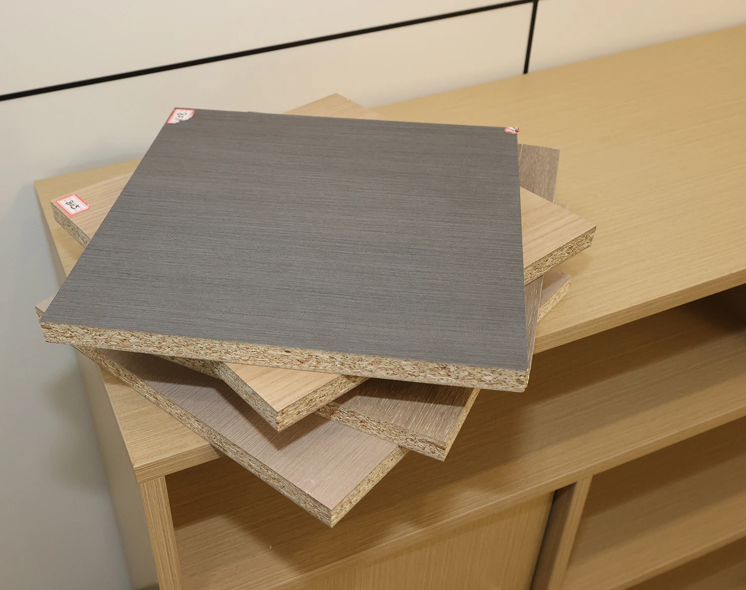 Заводская цена, дешевая прочная экономичная домашняя мебель, сырье, древесная плита