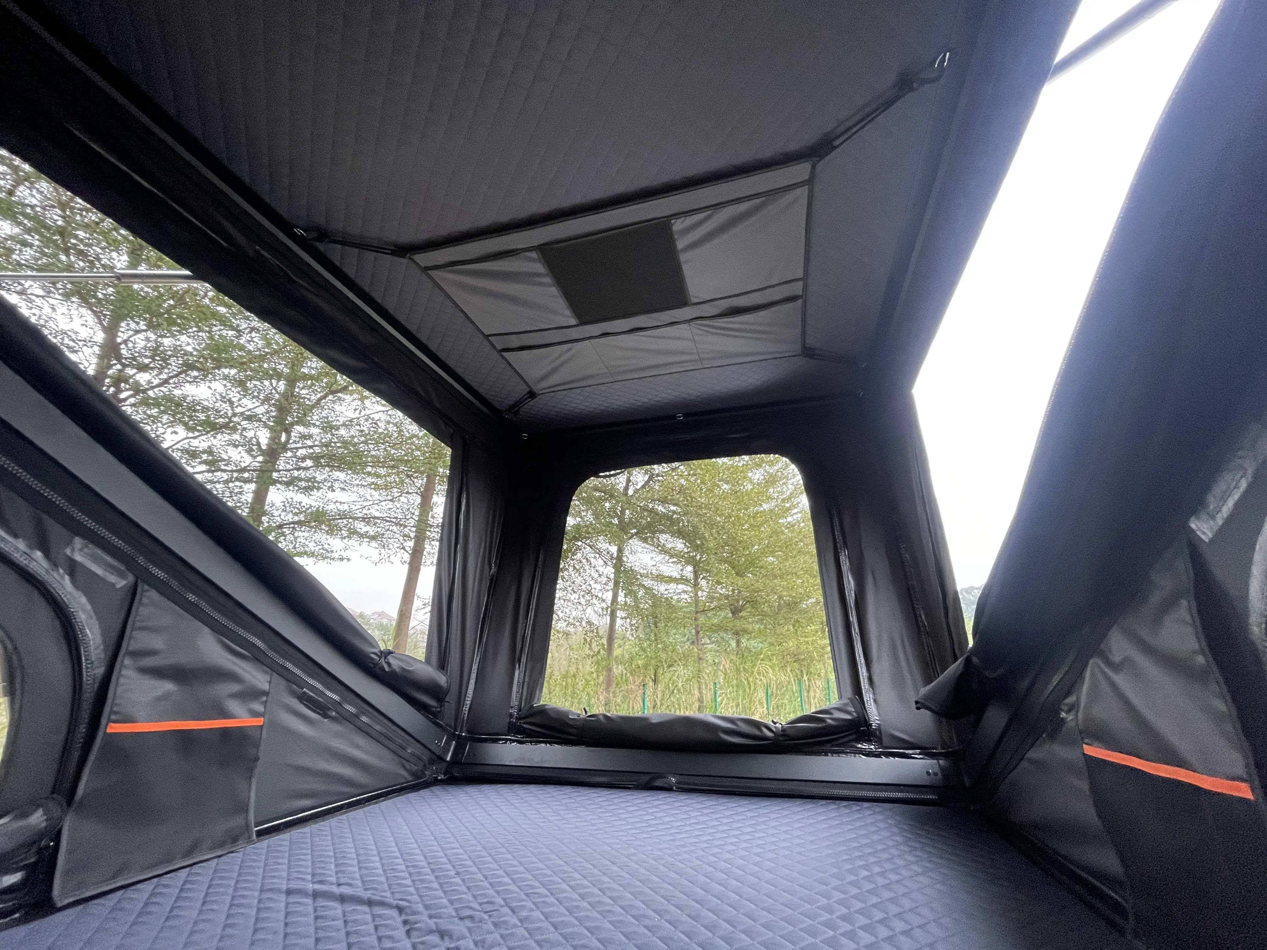 New Style Z shape Waterproof Rooftop Tent Aluminium Alloy Triangle Hard Shell Roof Top Tent