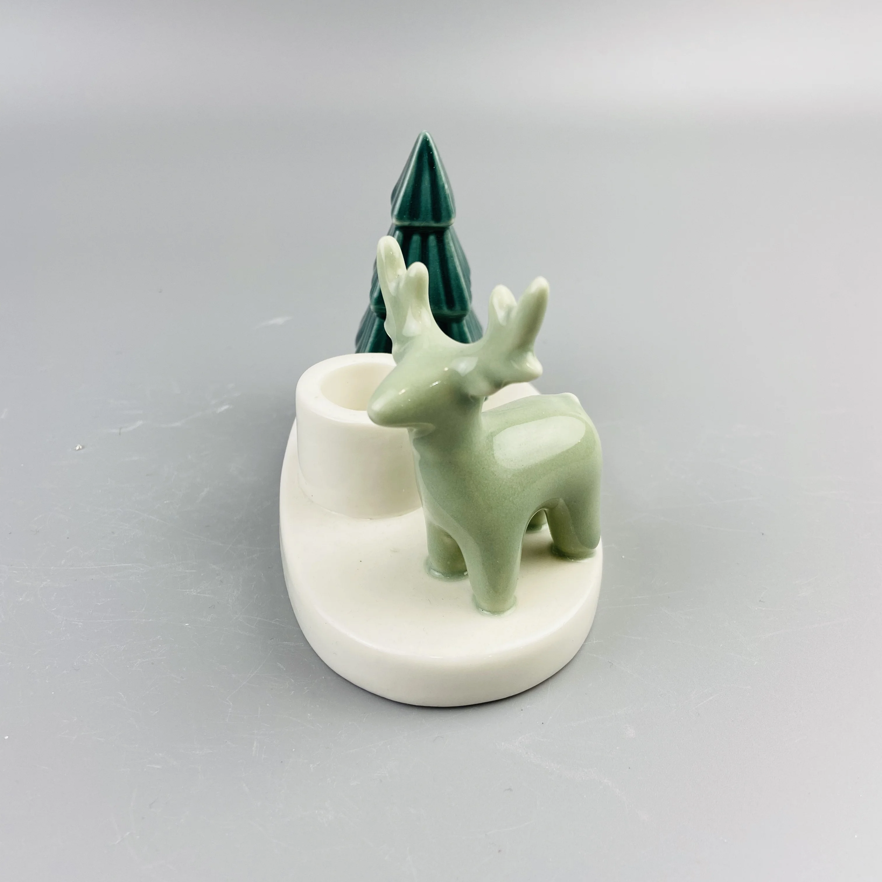 
Newest deer and Christmas tree decor porcelain candlestick holder 
