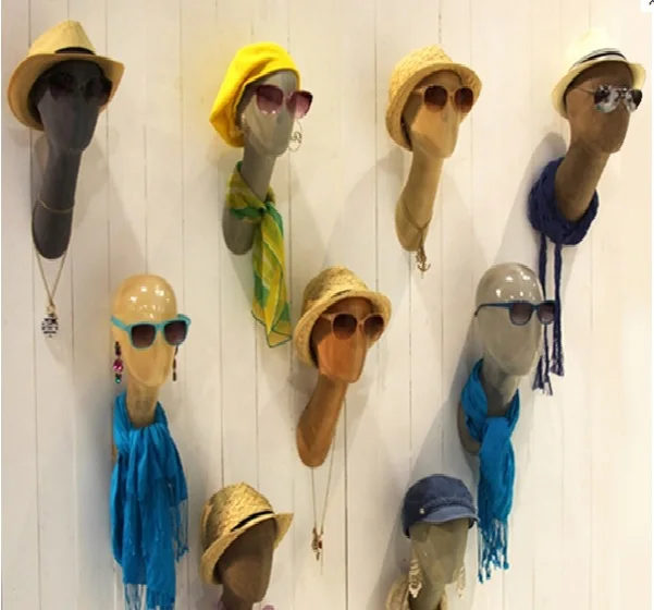 2020 Beautiful Wall Mounted Fiberglass Long Neck Display Mannequin Head for Wigs Hat Scarf Display
