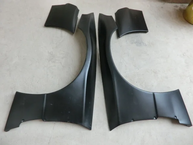 Glass fiber SKYLINE R32 GTR ROCKET BUNNY PANDEM  STYLE FRONT FENDER  4PCS FRP