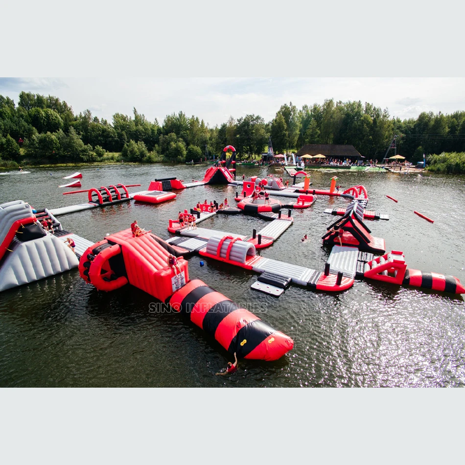 Outdoor adults boot camp giant inflatable floating water park for open water fun entertainment