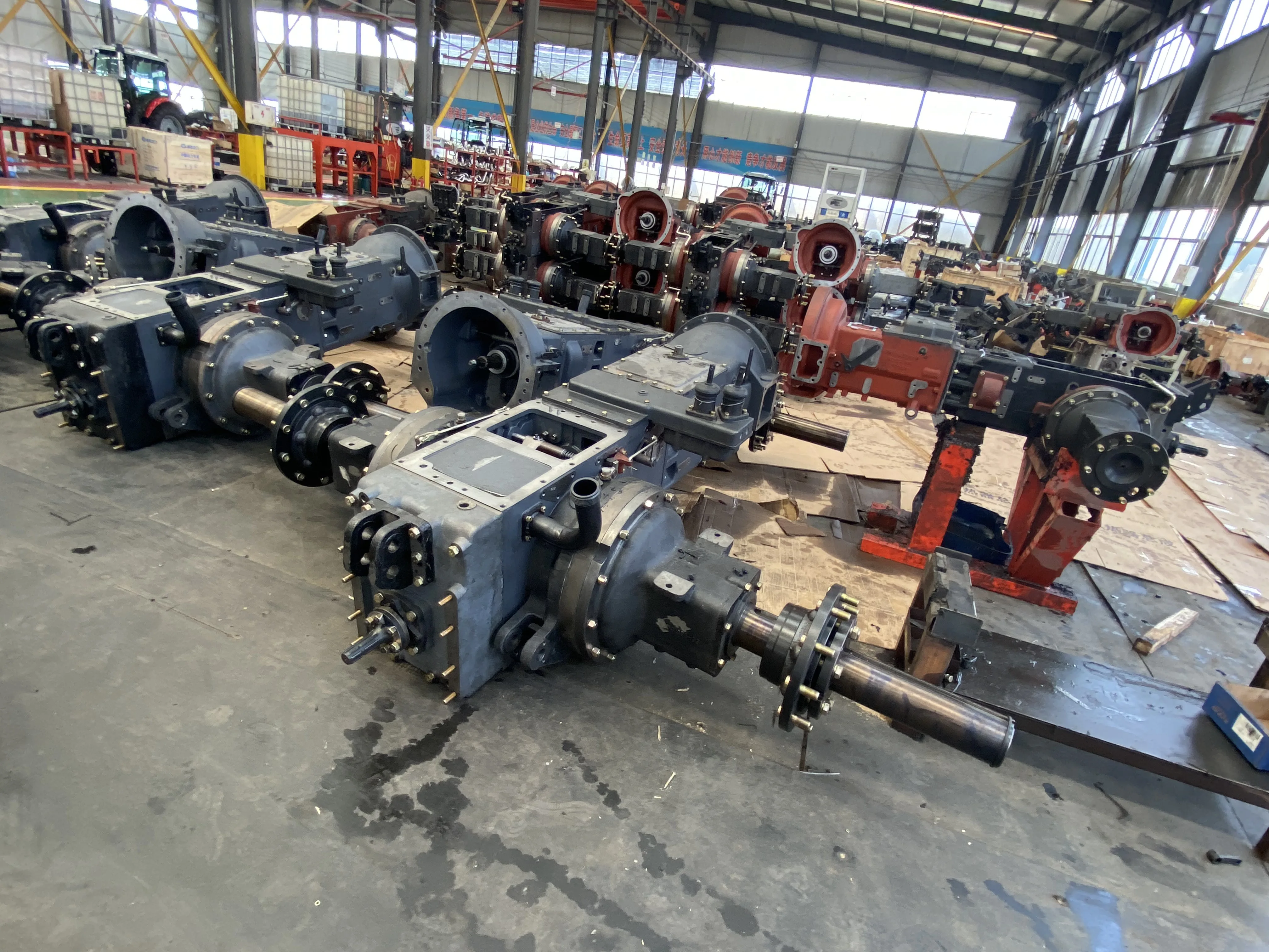 Taishan YTO 4WD YG2004  farm tractor for sale machinery engines traktor