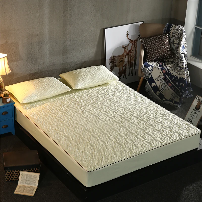  Wholesale high quality mattress cover comfortable breathable constant temperature and warm quilted bed
