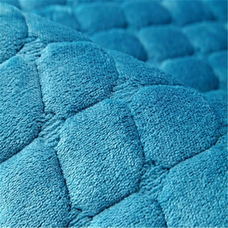 Warm and high-end Couch Protector Quilted Cover Water Resistant Non-lip Sofa Covers cushion