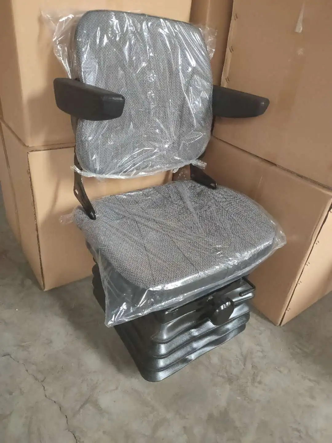 MTZ часть 80-6800000 seat