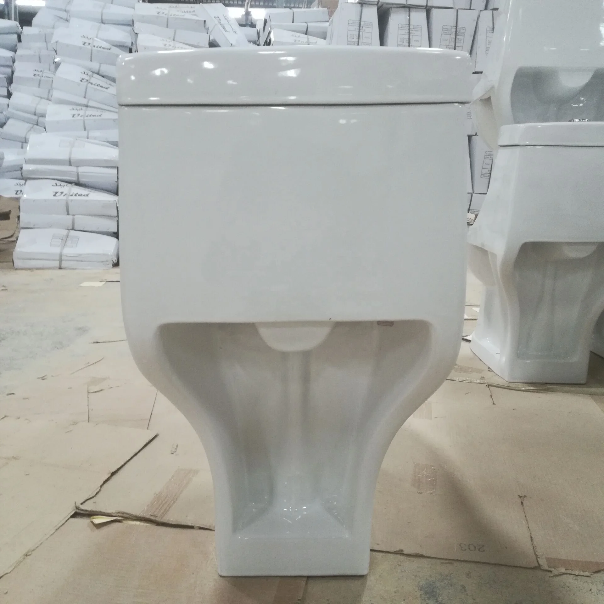 Pakistan 100MM Roughing-in Toilette Wc Ceramic Sanitary Ware One-piece S-trap Free Standing Bathroom WC Toilet Commode