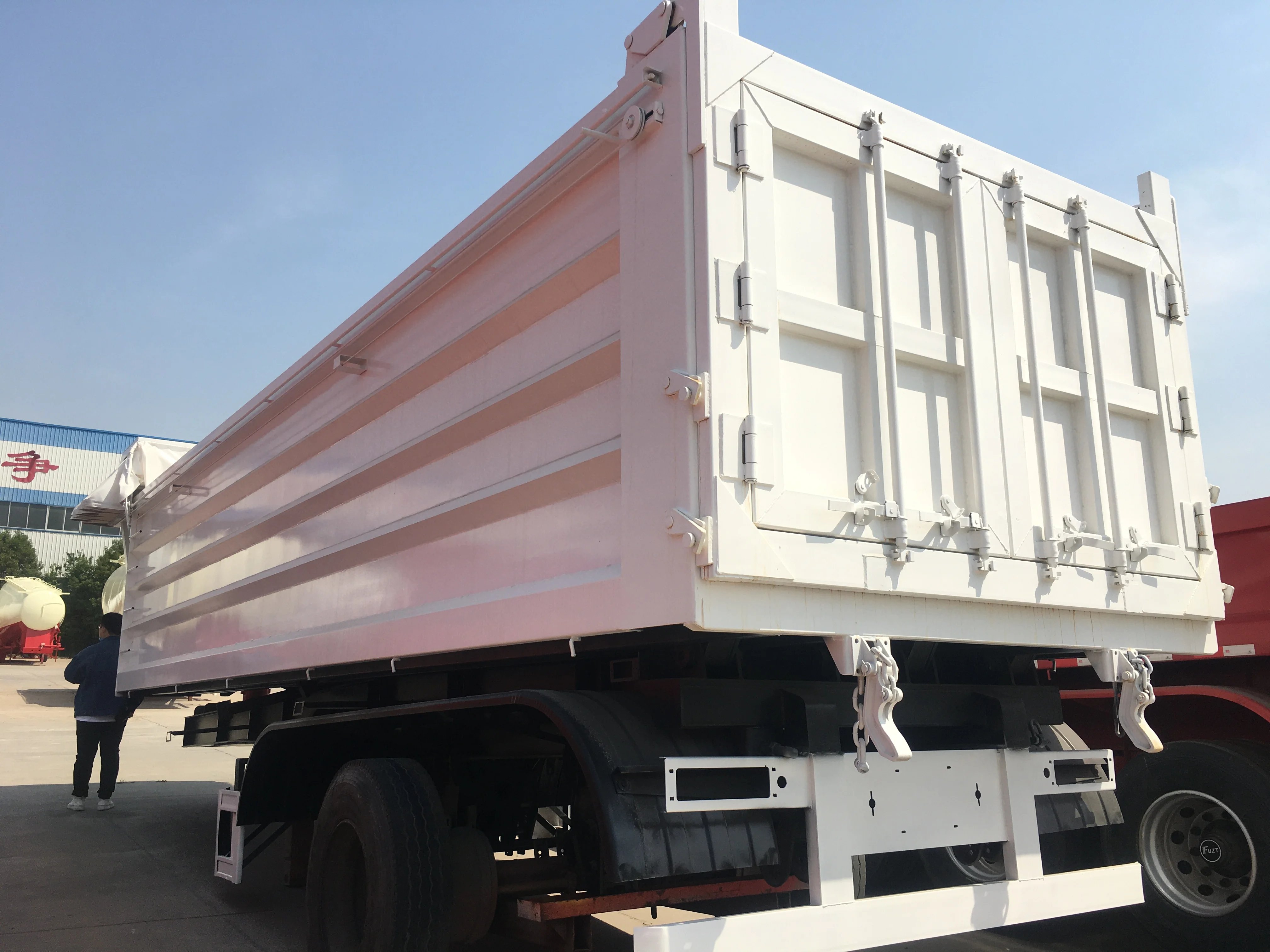 LUEN 3-х осевой 80ton U форма с задней разгрузкой коробка грузового