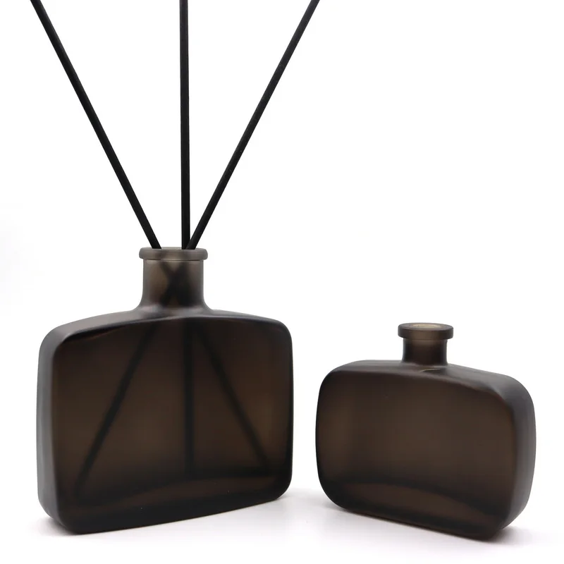 Custom 100Ml 150Ml 200Ml Essential Oil Aromatherapy Aroma Diffuser Bottle Empty Amber Glass Reed Perfume Diffuser Bottle