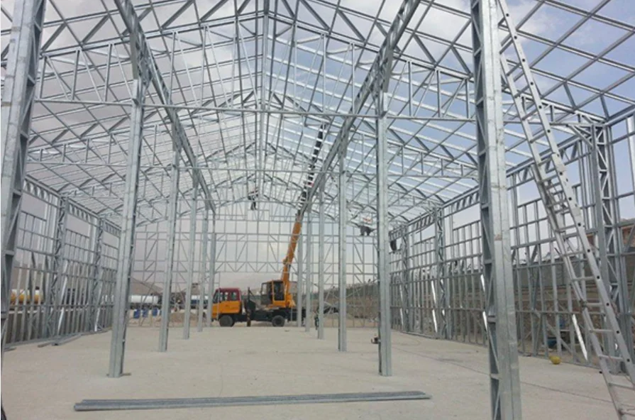 Lightweight Recyclable and Reusable Prefabricated Steel Structures Industrial Design Style Sandwich Panel Carport Frames