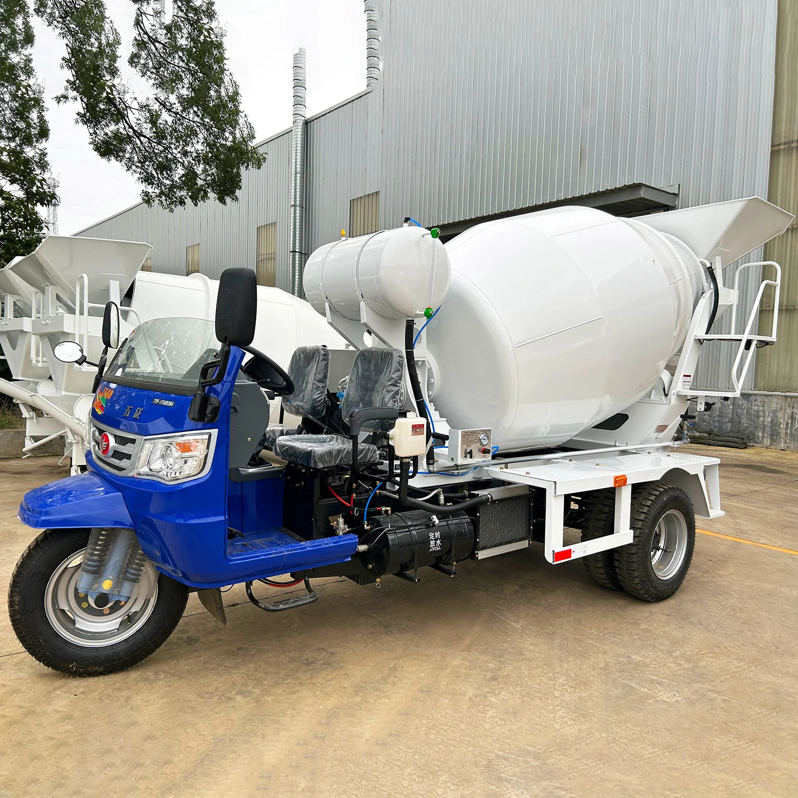 Higher Efficiency Mixer Concrete Mixer Truck Hire 2m3 3m3 4m3 5m3 6m3 Concrete Mixer Truck