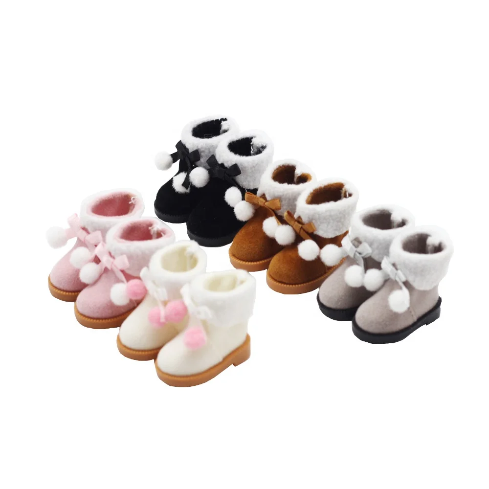 Wholesale Classic Plush Sheepskin Lightweight Flexible Soft Sole Mini Fluff Quilted Blyth Doll Snow Boots