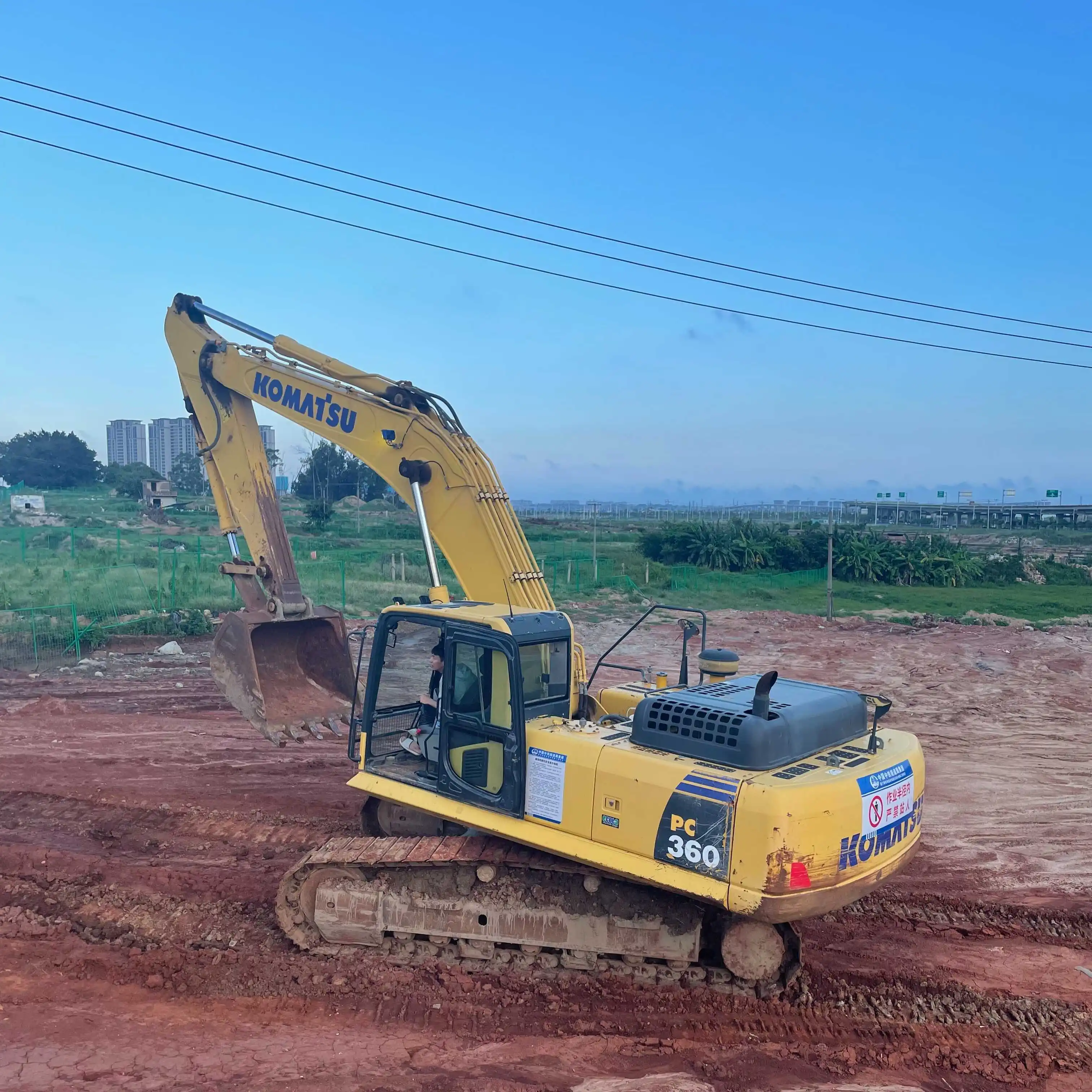 Новое поступление подержанный гусеничный экскаватор 33 т Япония Komatsu 360-8 высокая мощность отличное качество прочность низкая цена хорошо продается