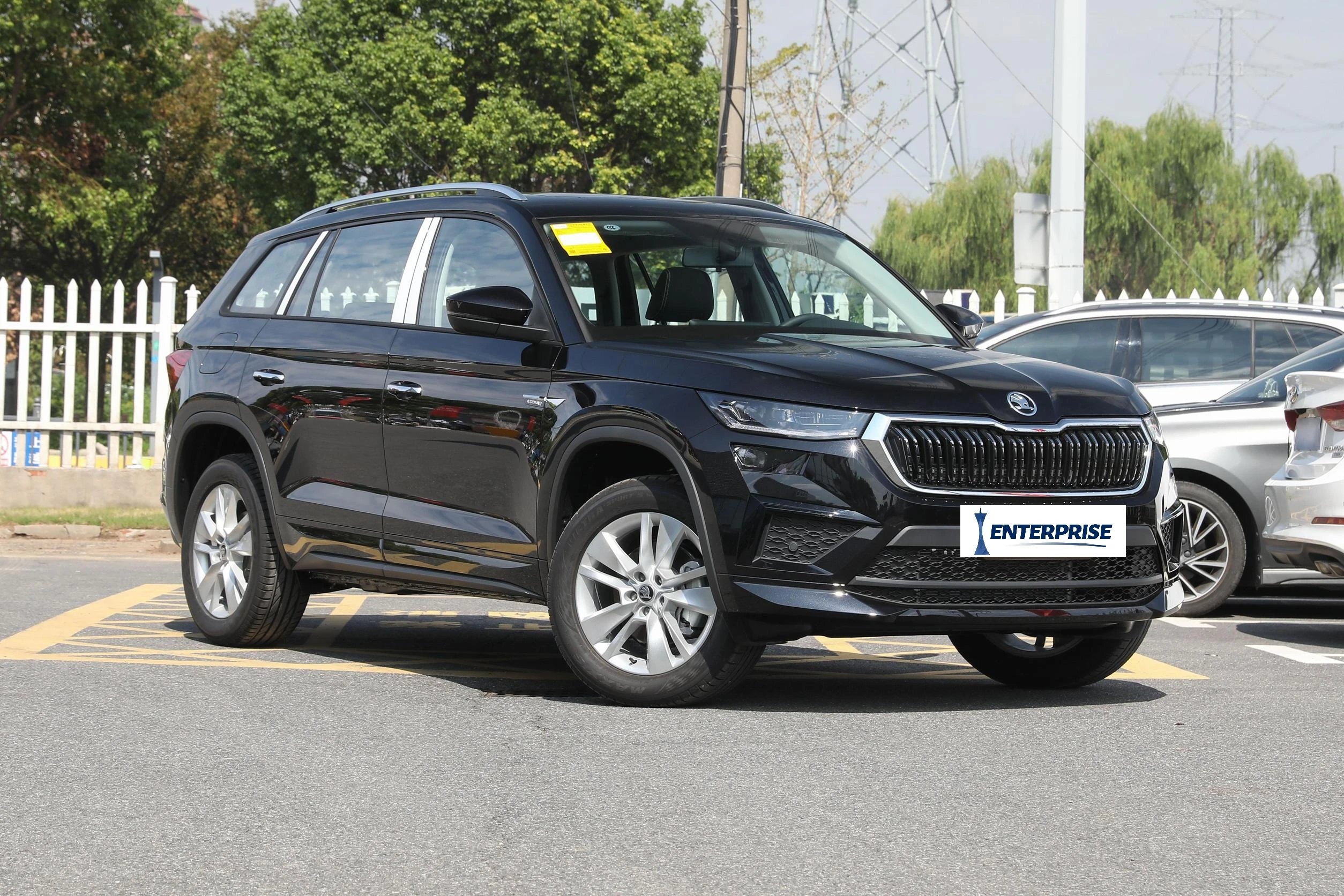 Низкая цена Kodiaq 2025 TSI380 7 мест 4WD 4X4 средний внедорожник автомобиль Skoda автоматические новые автомобили в Китае