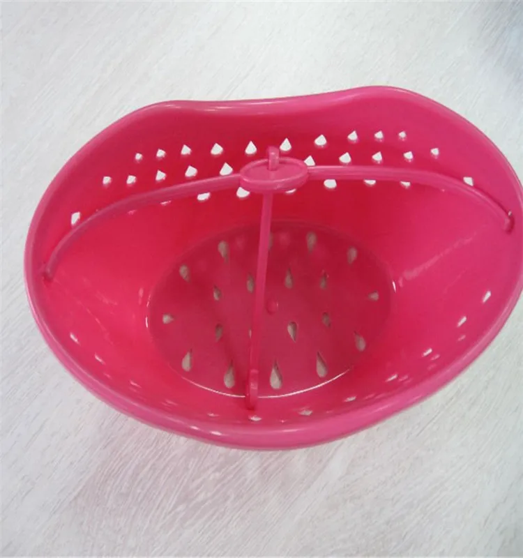 high quality hold all kinds of small sundries clothes pegs with plastic basket pegs in basket