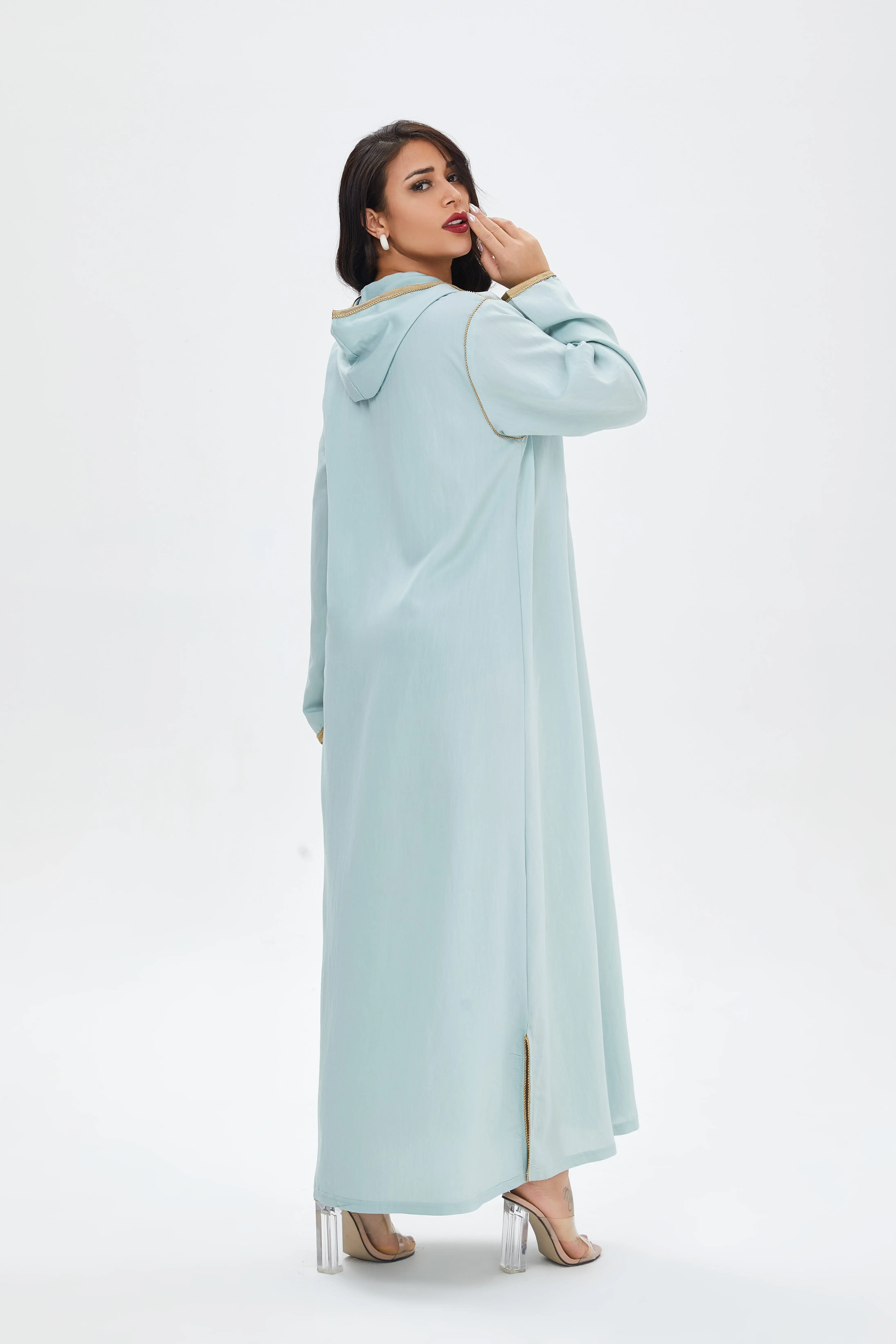 
2021 New arrival embroidery long sleeve hoodie casual robe muslim kaftan dubai moroccan dress islamic islam clothing 