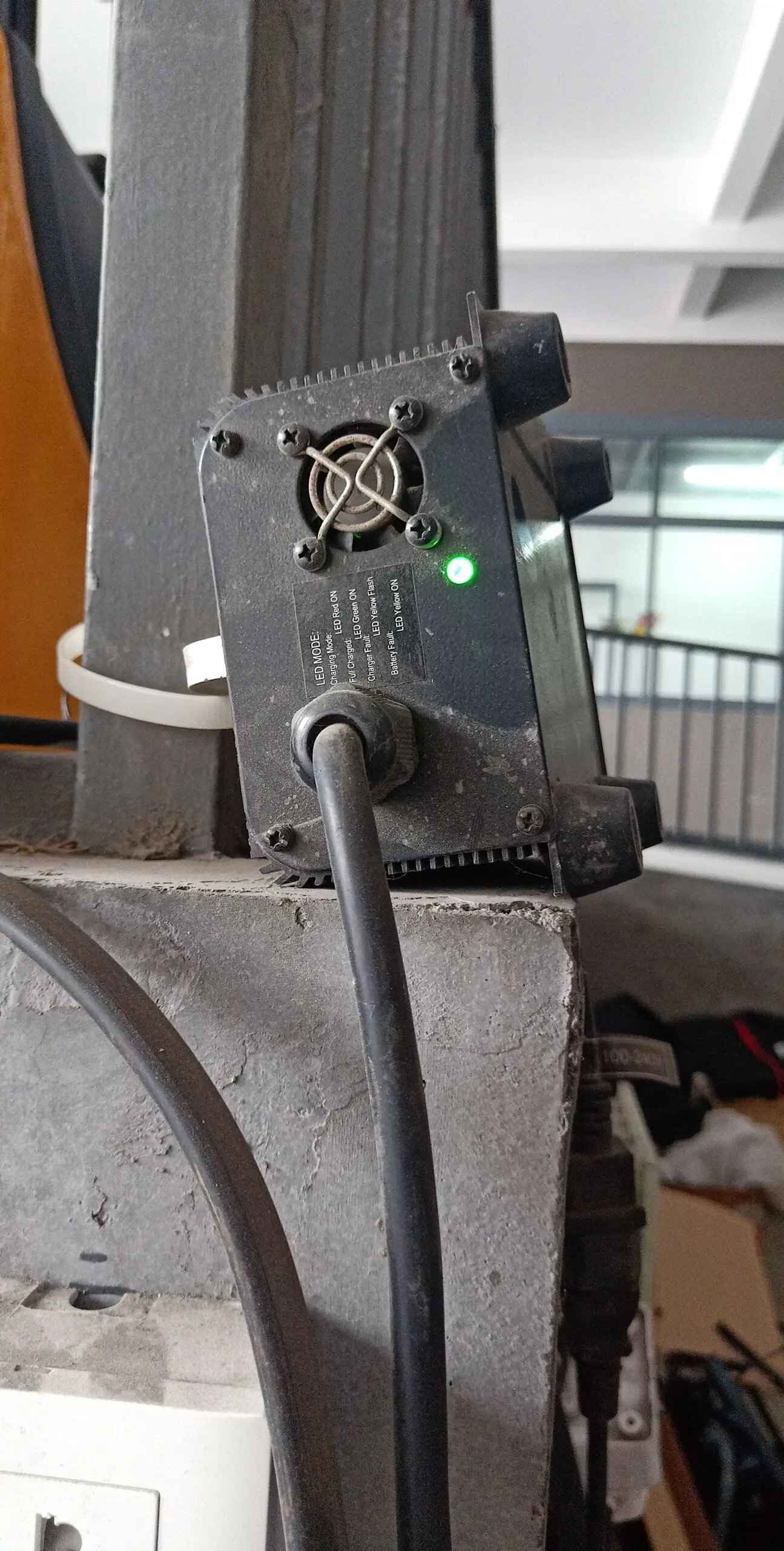 
1500kg 1.5ton 1.8ton 1800kg 2.0ton 2000kg Lithium Battery powered Electric Pallet Truck with good quality 