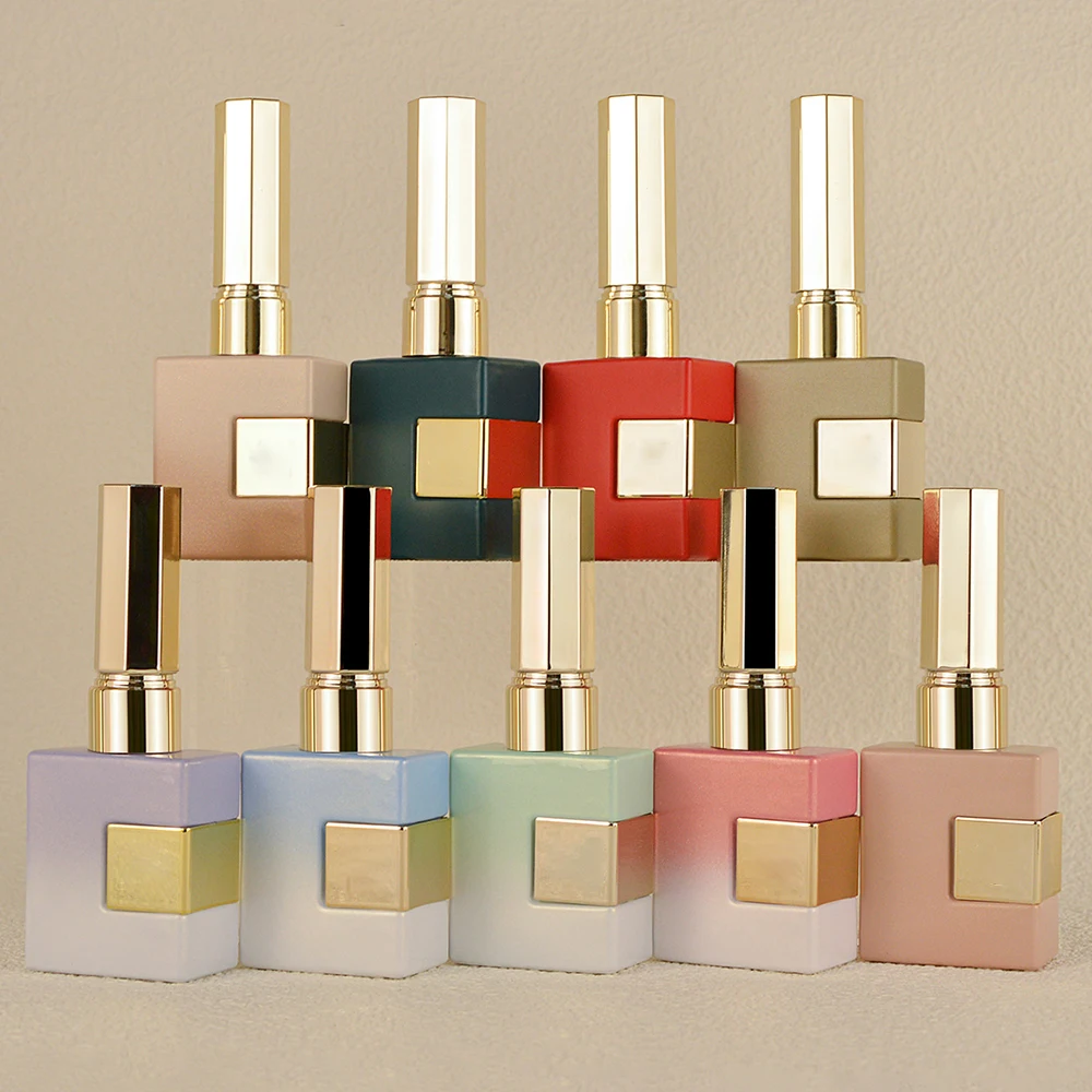 OEM/ODM Logo Gelpolish Best Odorless Self-Leveling Soak Type Salon Art UV Nail Gel Polish 8ml Liquid Material LED Free Sample