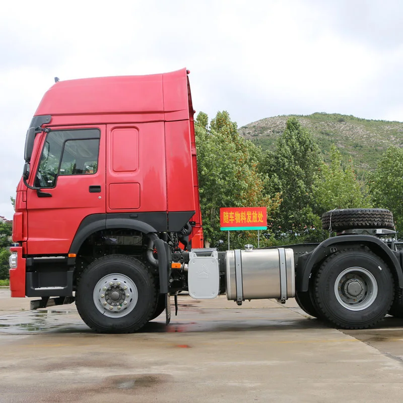 Good Quality And Low Price Howo 7 Tractor Truck 6X4 Tractor Truck Original Brand New Engine Port Terminal Tractor Truck