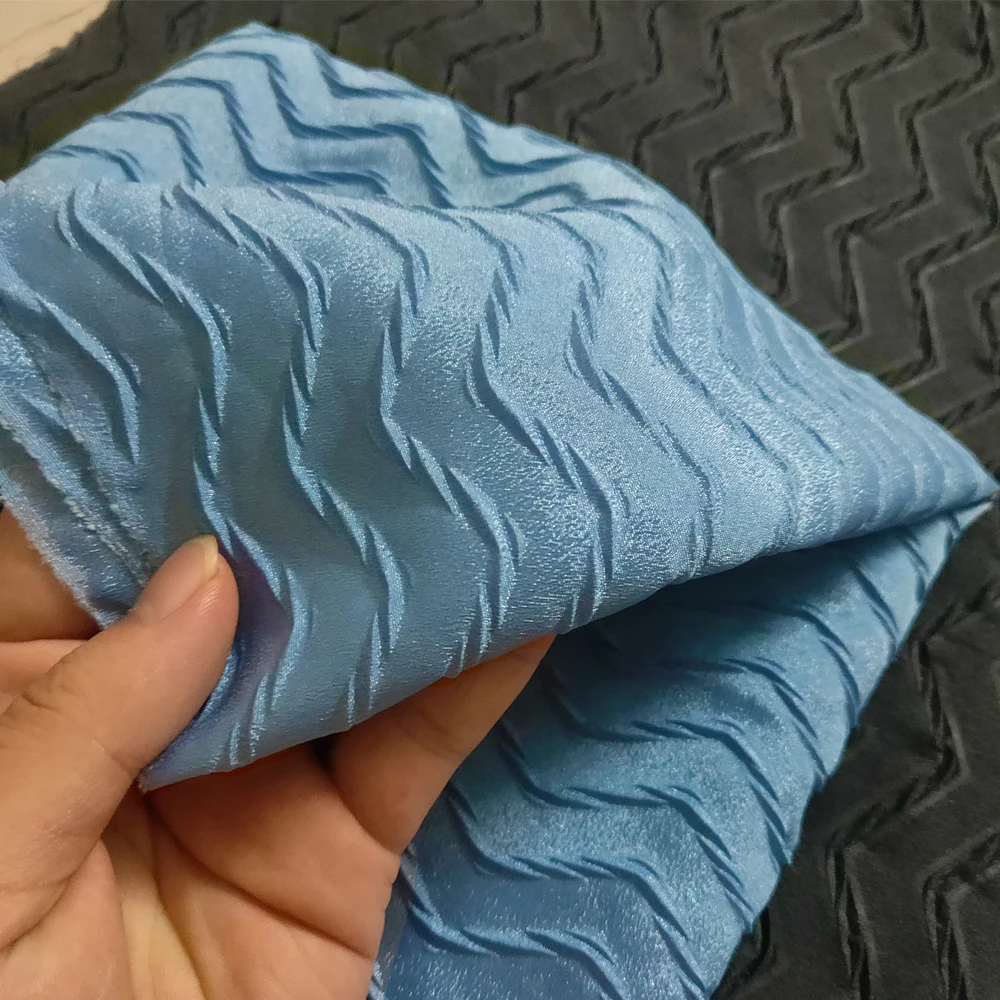 Factory custom Wholesale Pure Fancy Polyester Elastic Crinkle Crepe Fabric For Ladies Dresses Jumpsuits Clothing